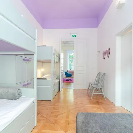 Munda House Apartment