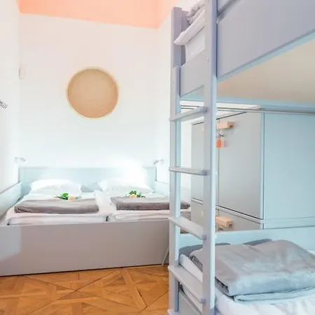 Apartment Munda House